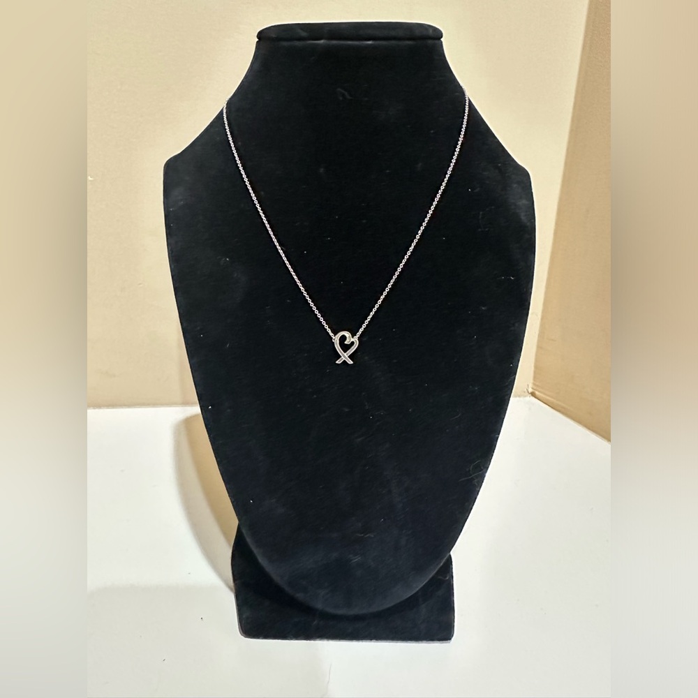 TIFFANY & CO Sterling Silver Loving Heart Necklace
